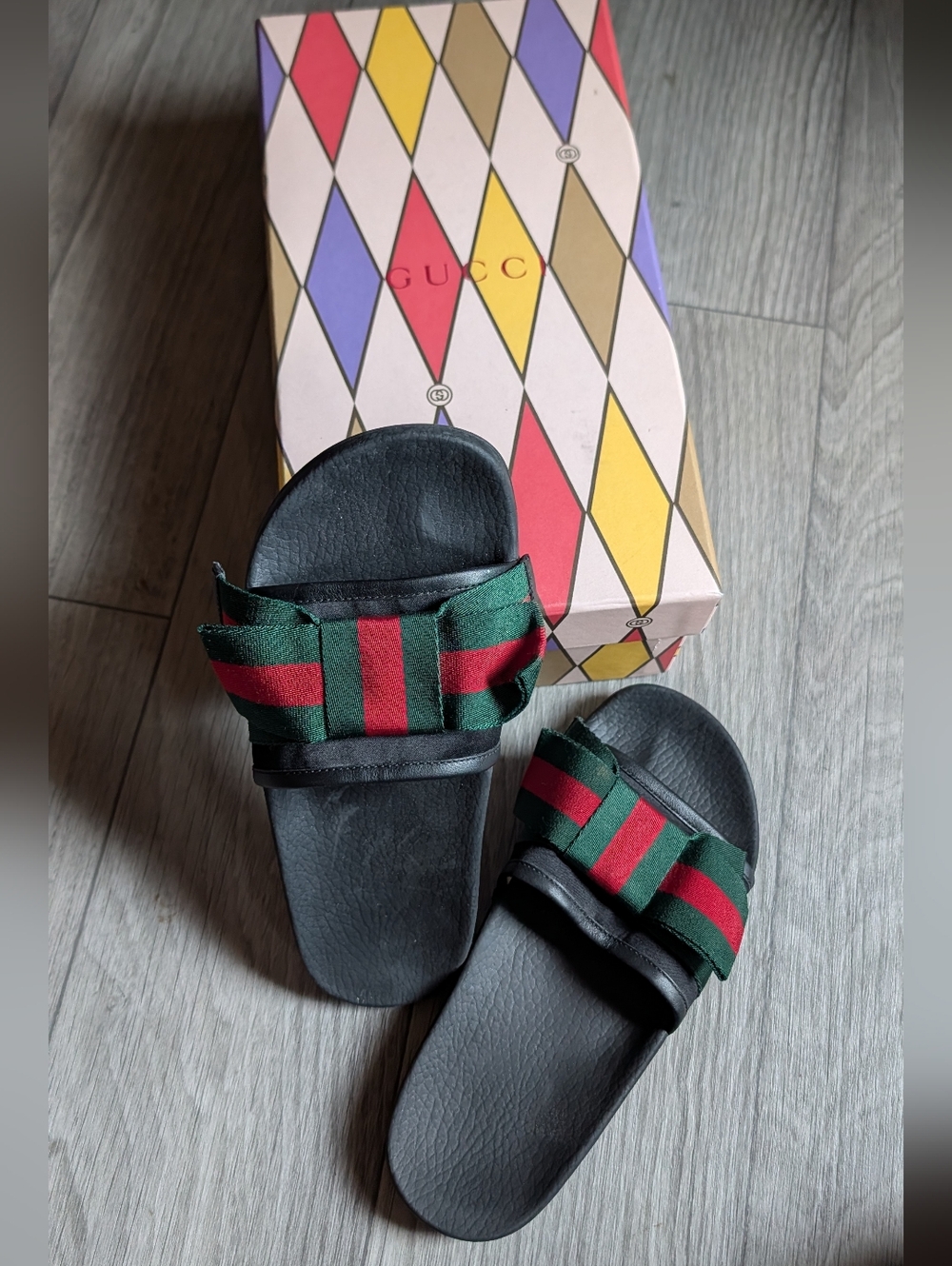 GUCCI Slides 🖤💚❤️